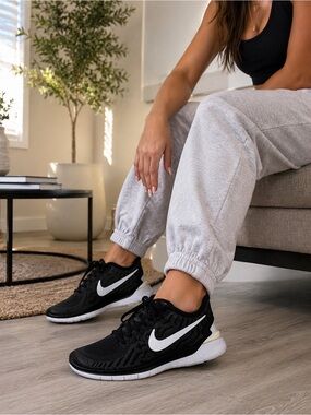 Nike Free 5.0 Running Shoe Women’s Size 8